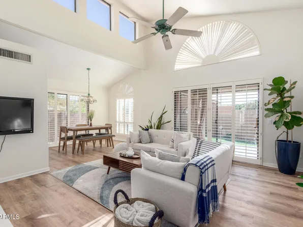 10811 N 10TH Place, Phoenix, AZ 85020