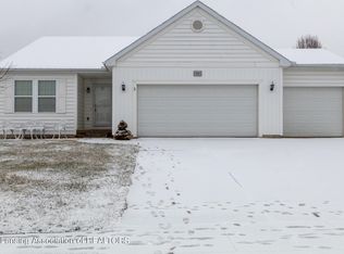 64 Lilac Ln, Mason, MI 48854