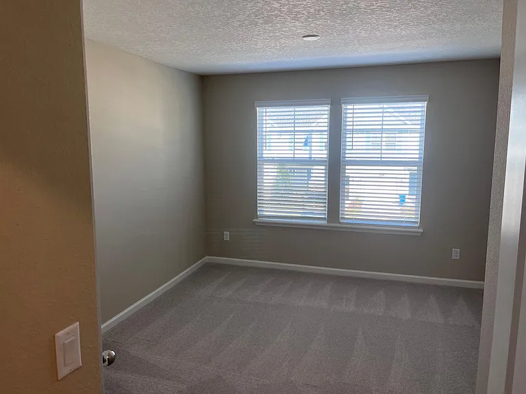 490 Boracay Cir — Photo 18