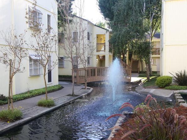 Round Hill Creek | 100 Hawthorn Dr, Fairfield, CA