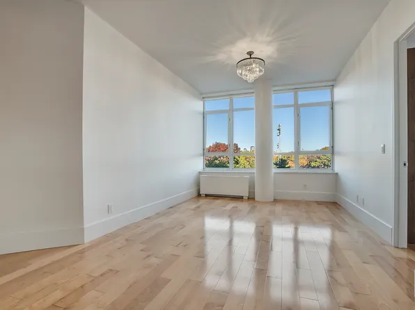 20 Bayard Street image 1 of 17