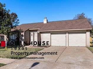 20046 Crazy Horse Circle Dr, Katy, TX 77449