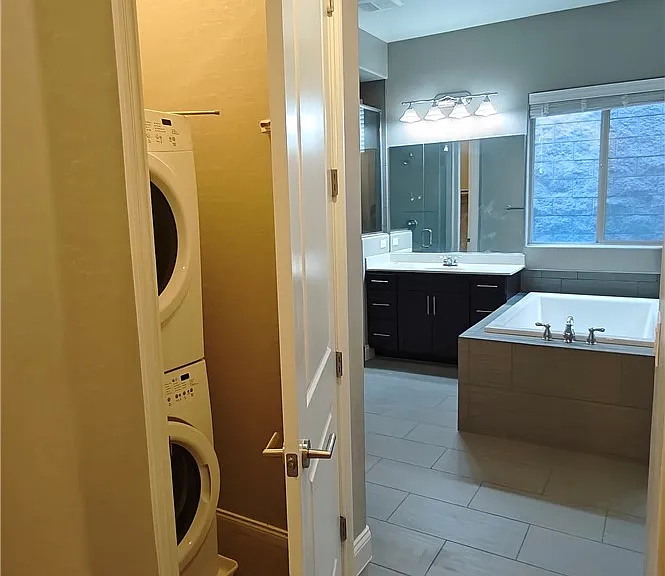 2868 Josephine Dr — Photo 24