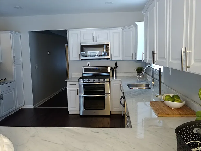 3035 University Rd — Photo 7