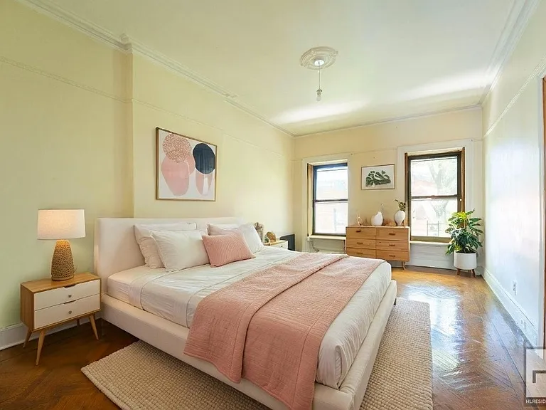 6 Brevoort Pl #2 — Photo 9