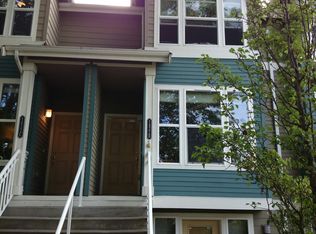 1422 18th Ave UNIT B, Seattle, WA 98122