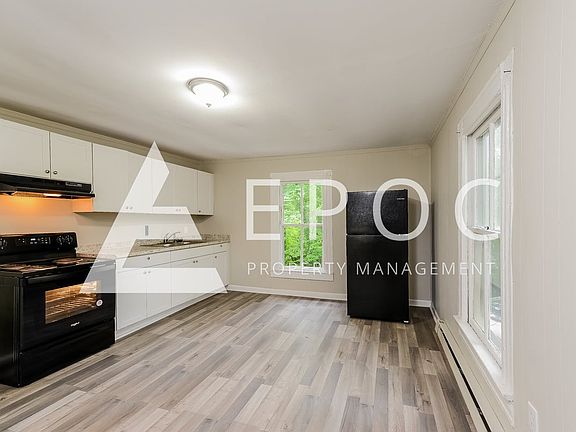 4th image of 1114 Sharon St