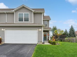 1730 Peachtree Dr, Lockport, IL 60441