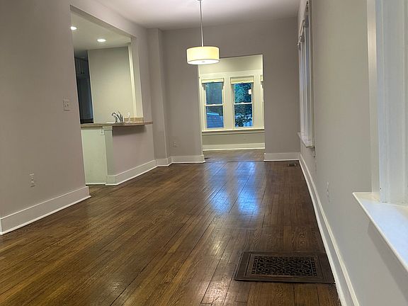 3rd image of 1305 Wayburn St