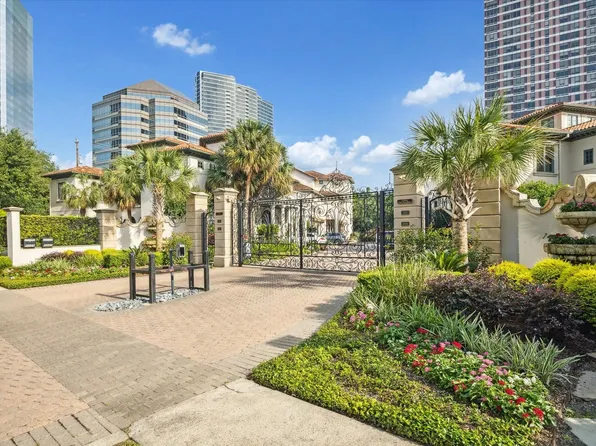 5007 Cedar Creek Dr, Houston, TX 77056