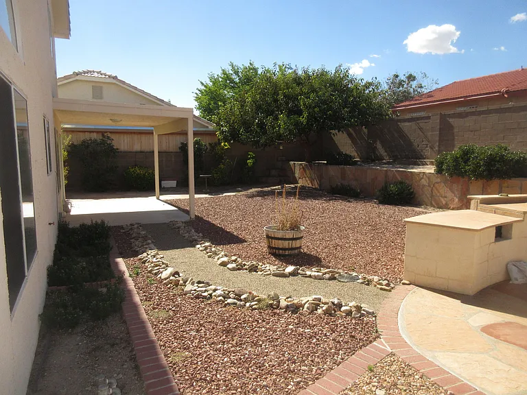 2111 Corte Del Caballo NW — Photo 53