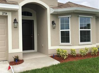 2714 56th St W, Lehigh Acres, FL 33971