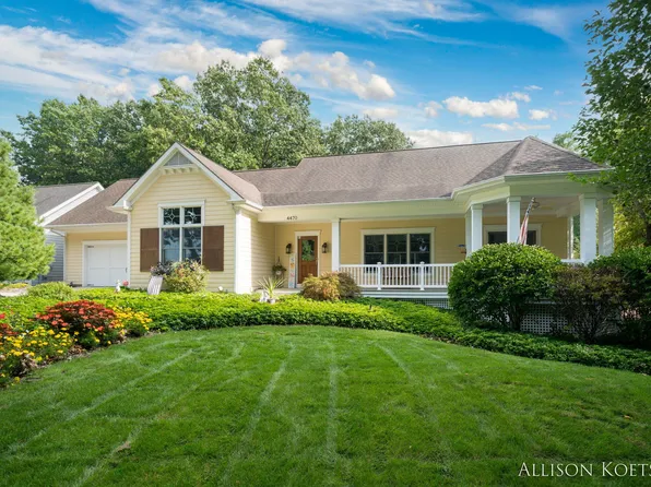 4470 Oak Arbor Dr NE #7, Grand Rapids, MI 49525
