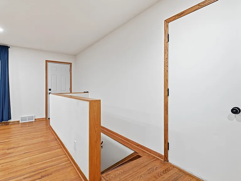 3315 S 104th Ave — Photo 16