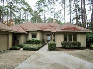 8 Eagle Claw Dr, Hilton Head Island, SC 29926