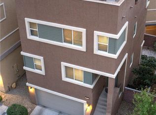 10525 Seasonable Dr, Las Vegas, NV 89129