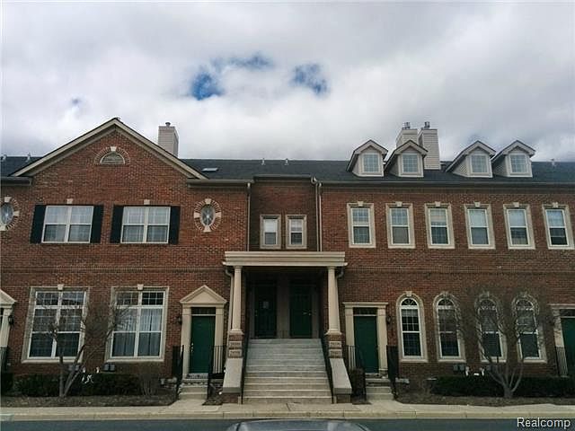 1st image of 29395 Glen Oaks Blvd E #1
