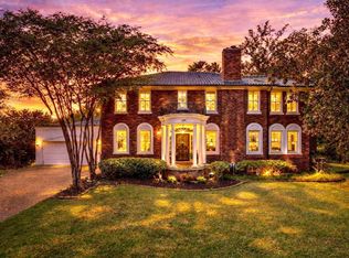 1 Belleair Dr, Memphis, TN 38104