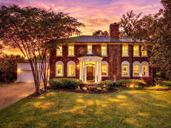 1 Belleair Dr, Memphis, TN 38104