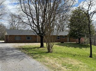 2129 Ridge Rd, Jackson, MO 63755
