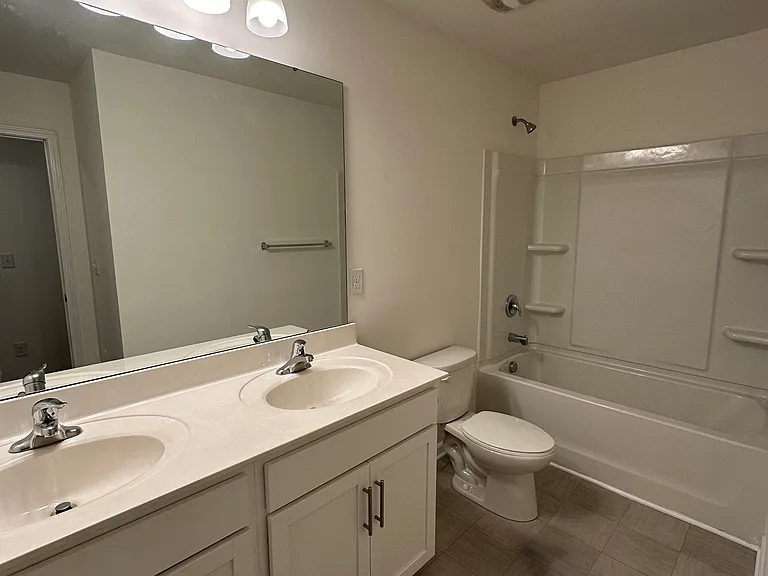 1130 Rock Haven Dr — Photo 10