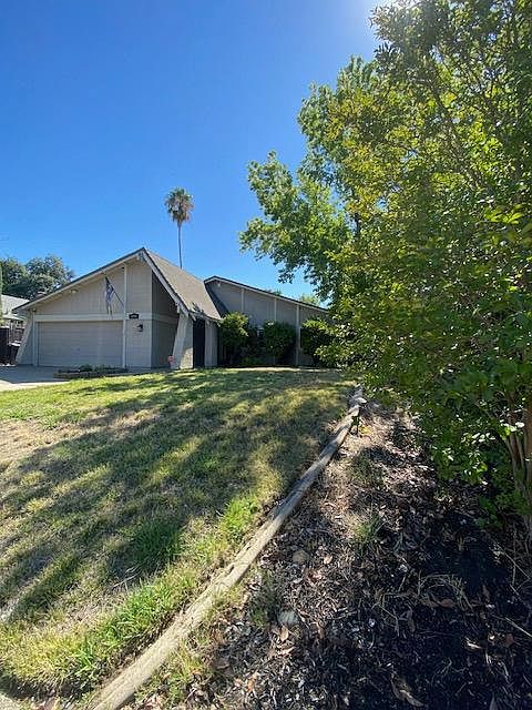 1st image of 6994 Escallonia Dr