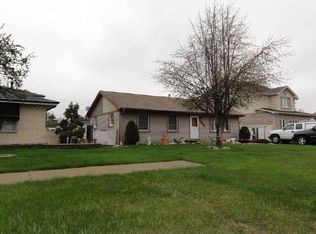 7730 W 81st St, Bridgeview, IL 60455