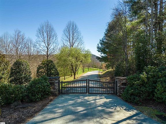 4th image of 132 Overlook Park Dr