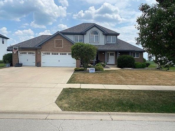 1030 Hummingbird Ln
