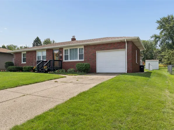 2511 E 33rd St, Erie, PA 16510