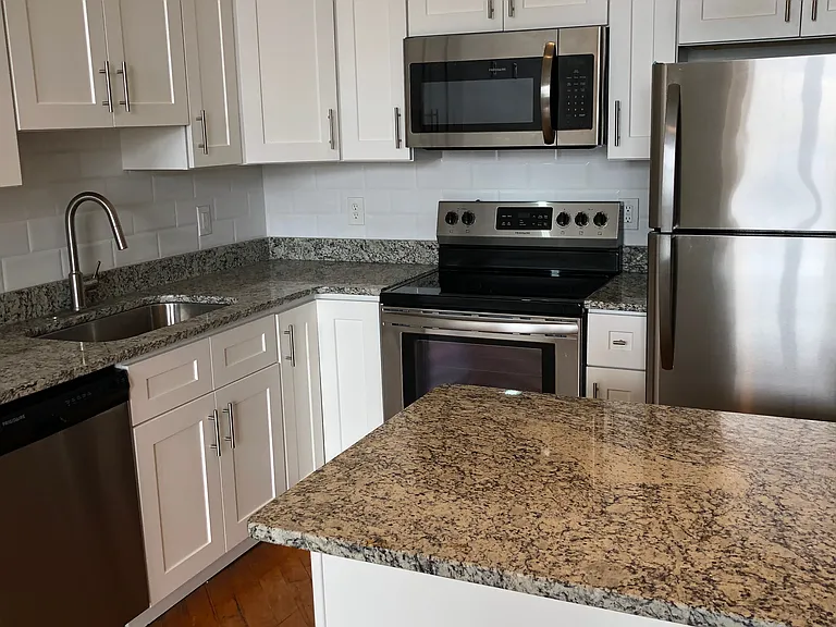 Imperial Lofts — Photo 18