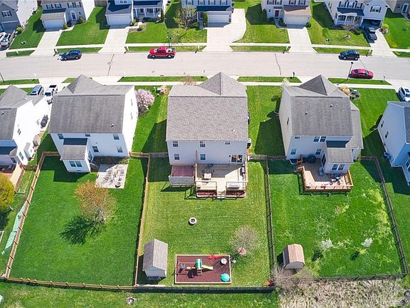 4th image of 2379 Gerard Ct