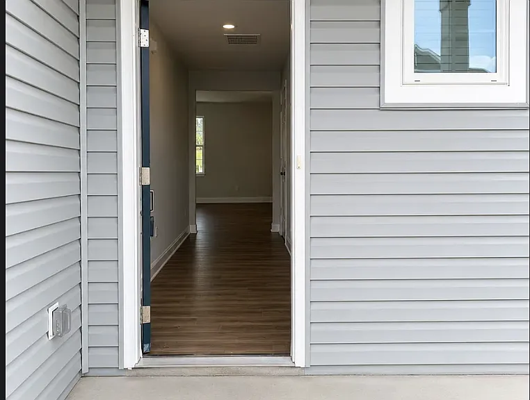 166 Brentwood Dr #101 — Photo 6