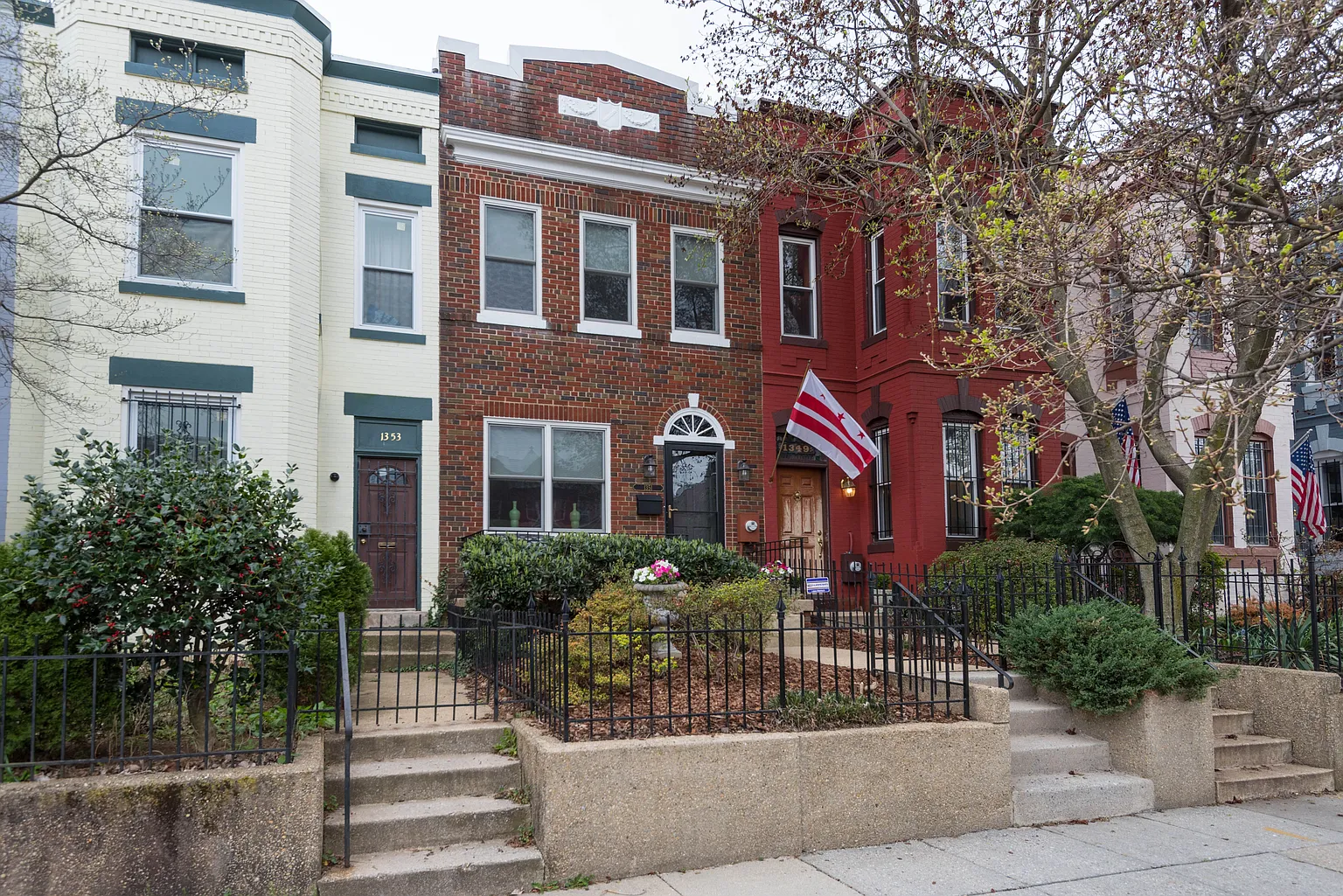 1351 F St NE photo 1