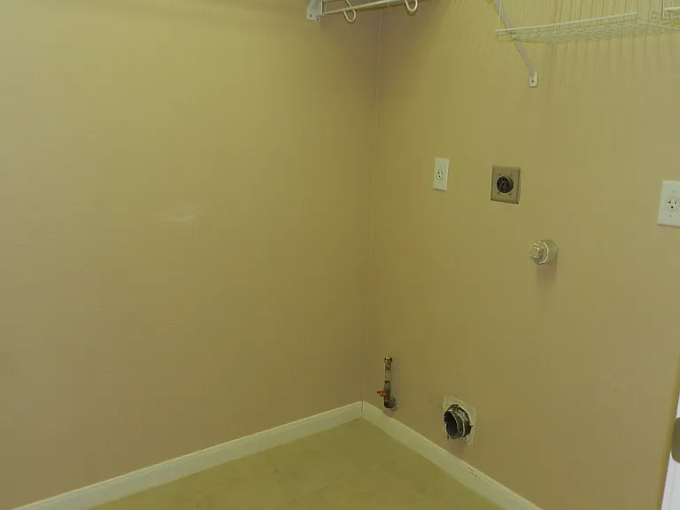 613 Hickory Run Dr — Photo 6