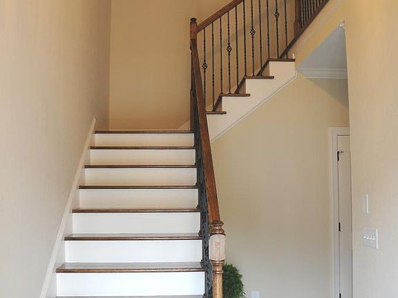 2nd image of 1676 B Cambria #B