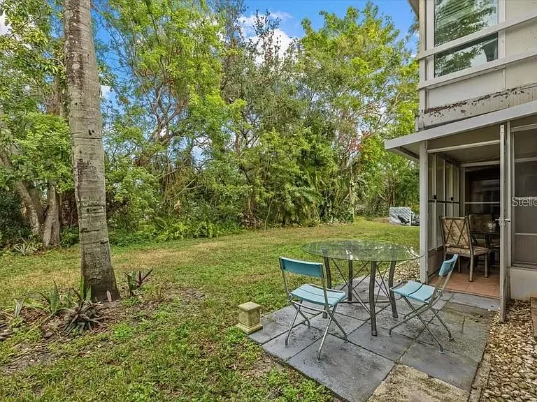 2047 Canal Dr #L6 — Photo 18