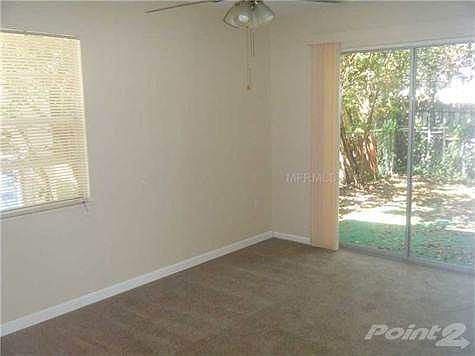 4th image of 4039 Murdock Ave