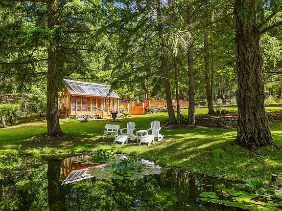 Wander into a relaxing retreat