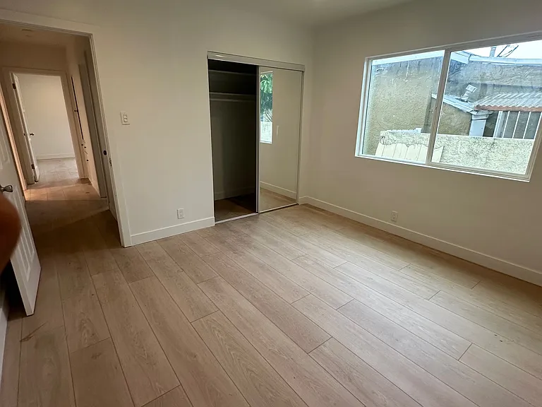 2 bed room