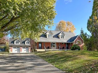 31 Ambleside Dr, Scugog, ON L9L 1B4