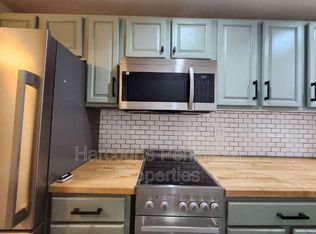 2305 6th St APT D, Bremerton, WA 98312