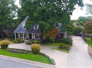 6 Copperfield, Bentonville, AR 72712