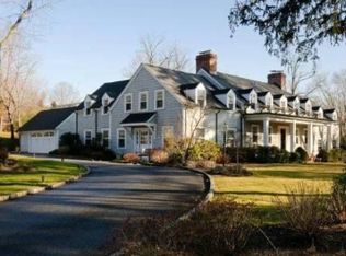 162 Cold Spring Rd, Syosset, NY 11791