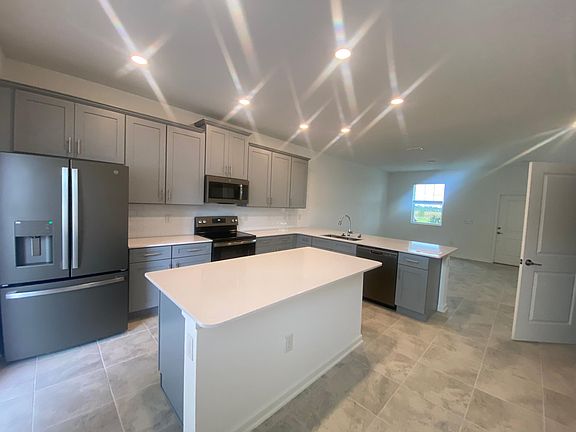 3rd image of 1728 Tohoqua Blvd