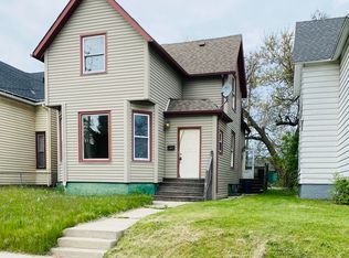 1332 Hamilton St, Racine, WI 53404