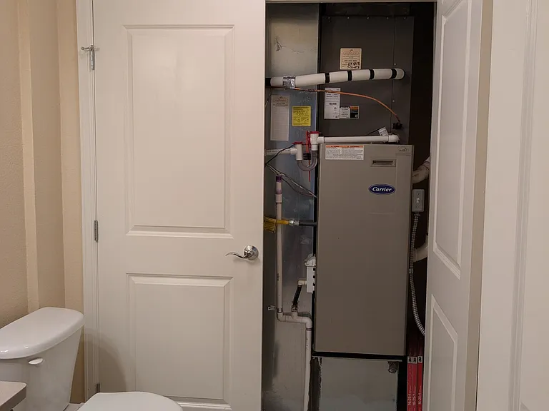 8185 E Lowry Blvd #308 — Photo 4