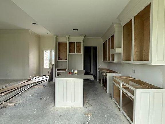 4th image of 116 Clearwater Ln