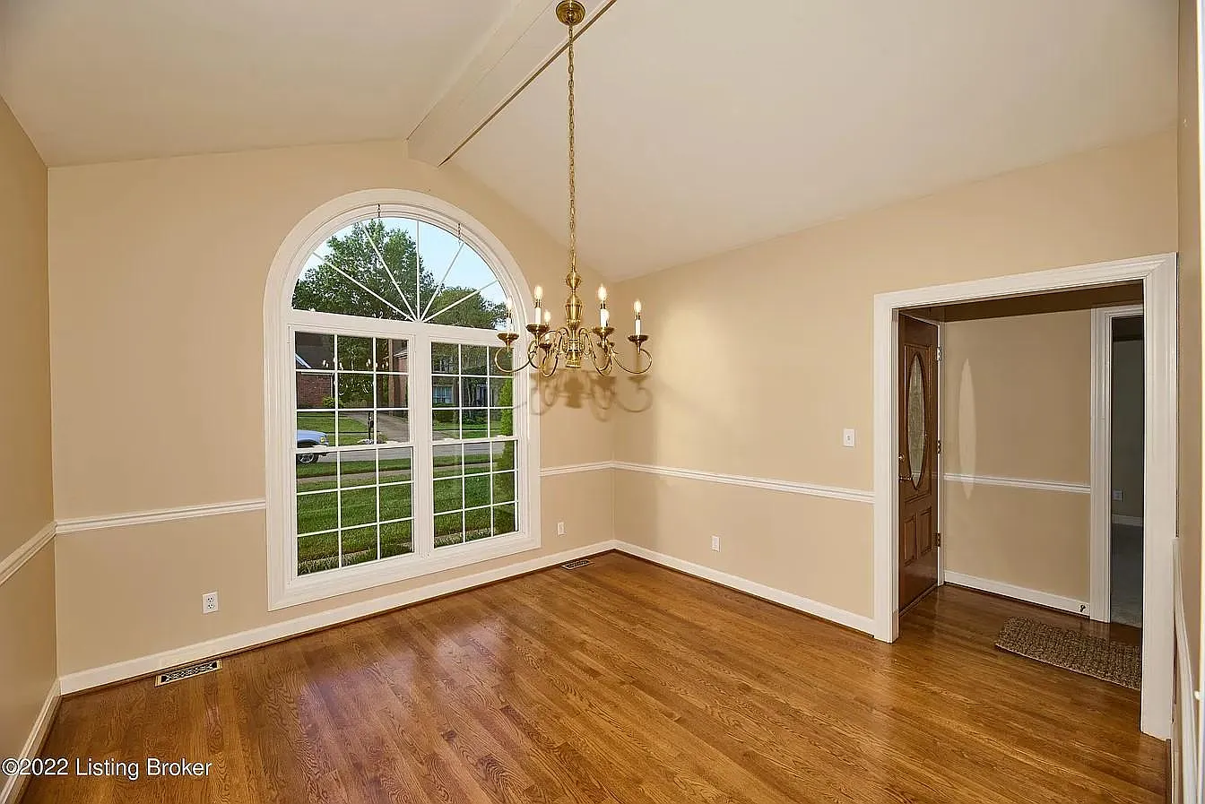 4 bed, 3414 sqft, $3,075 — Photo 4