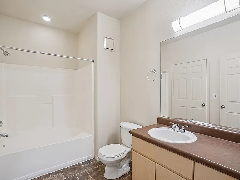 Allegro Apartments — Photo 27